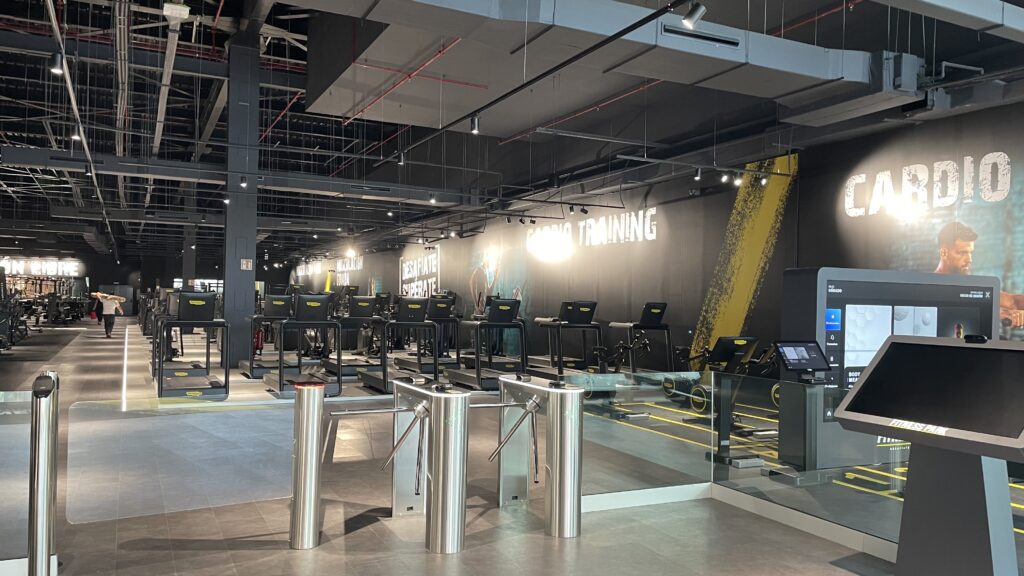 Reforma integral de local comercial en Granada